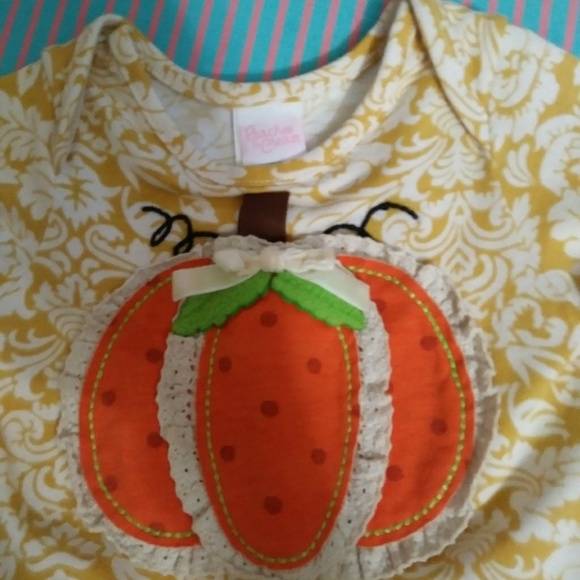 RicRac & Ruffles Pumpkin Romper🎃VEUC - Picture 3 of 4